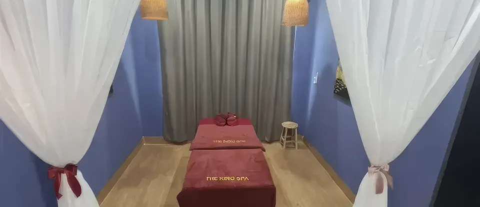 白色 窗簾 設有裝飾的 按摩房
