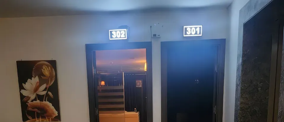 301 302 SPA 走廊