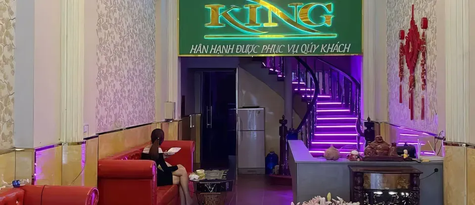 King 按摩店家 大廳的 華麗的 內部